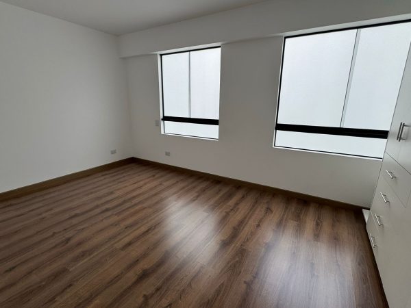 Flat 50