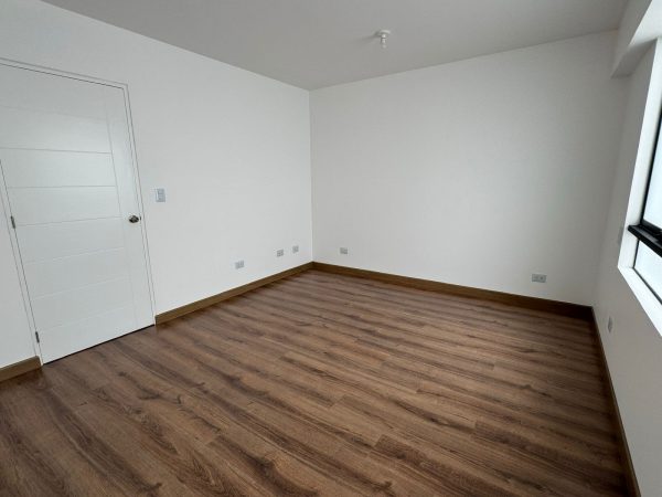 Flat 51